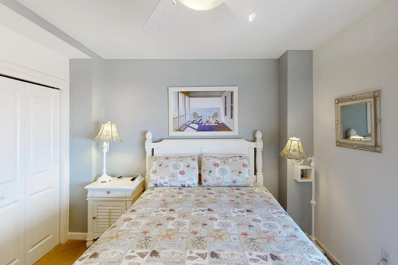 The Sanctuary - Las Brisas B205 Virginia Beach Apartment