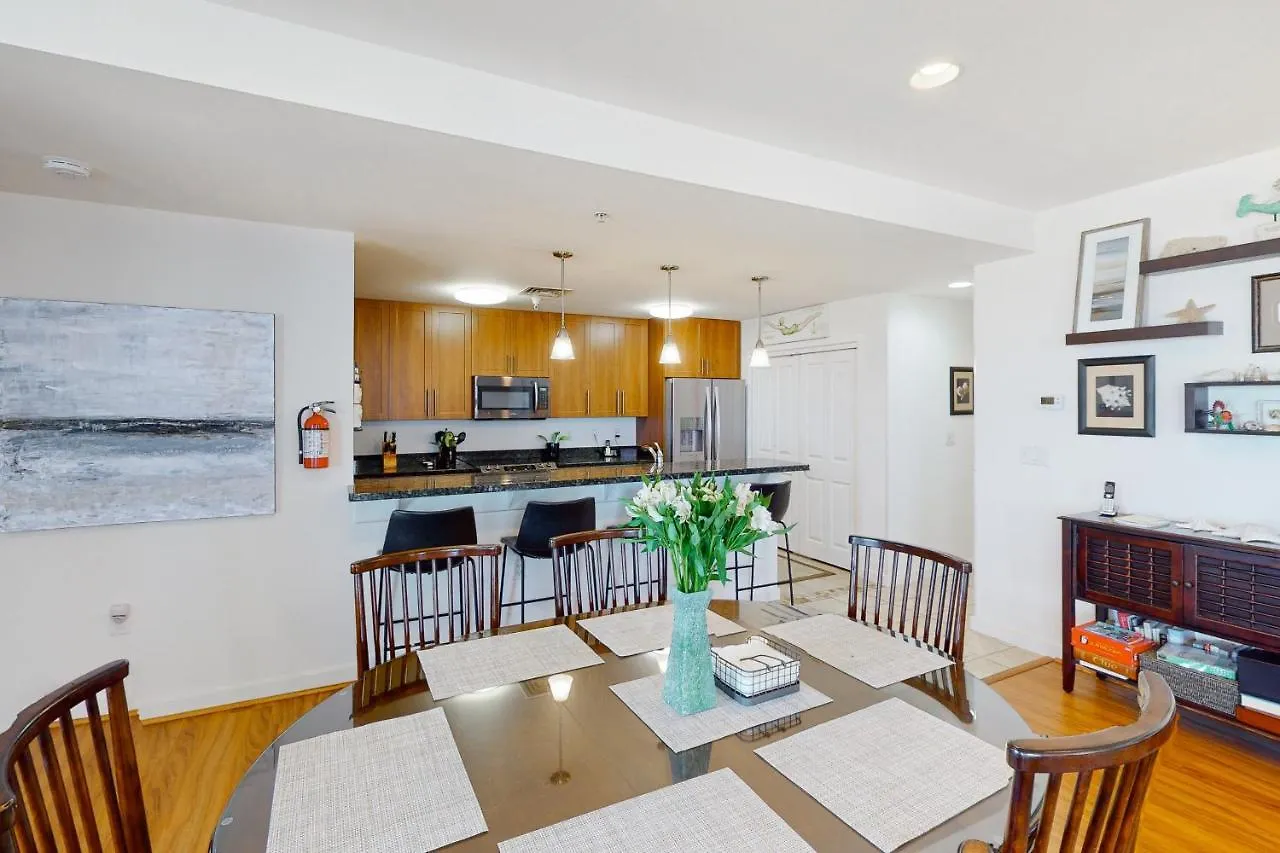 The Sanctuary - Las Brisas B205 Virginia Beach Apartment